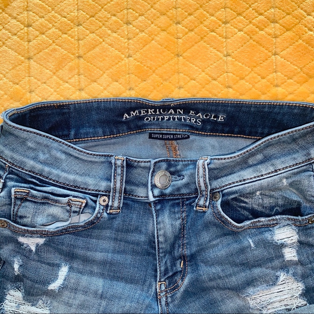 High waisted American Eagle super stretchy shorts. - Picture 2 of 7